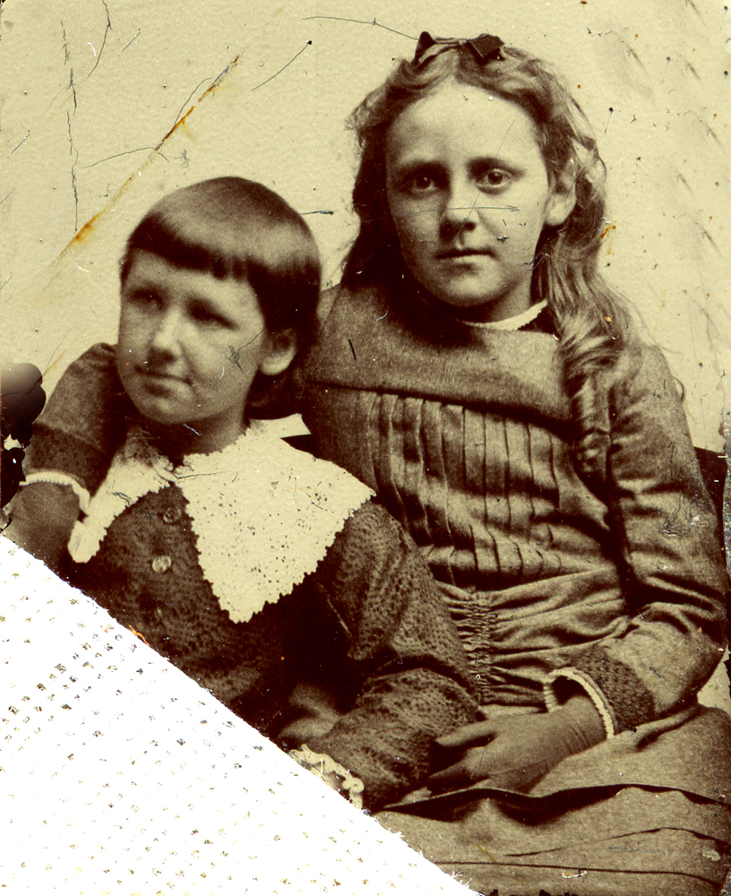 Mary Crane, 1886 (left)