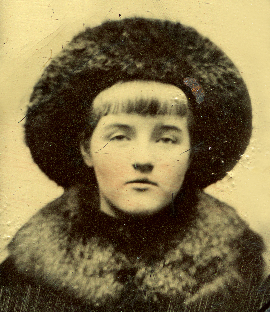 Sarah Livingston Barnard (unconfirmed, could be Maud Russell Barnard), 1882