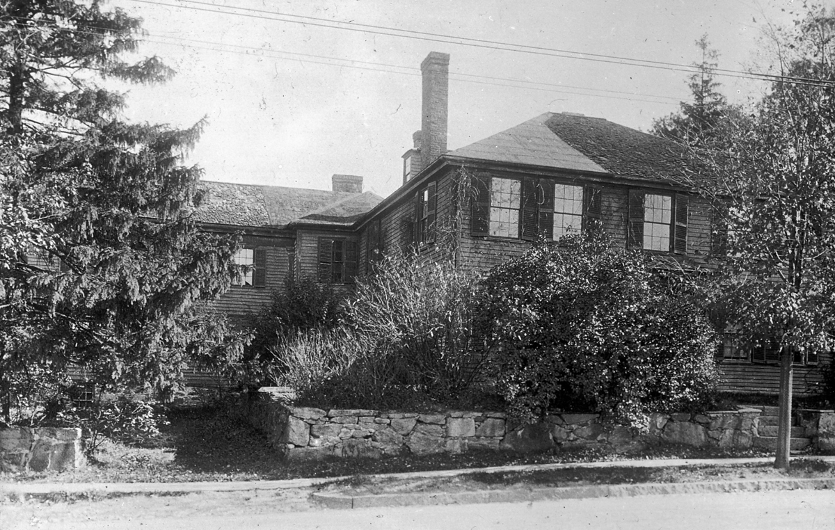 Isaac Gardner House, Chestnut Hill Ave