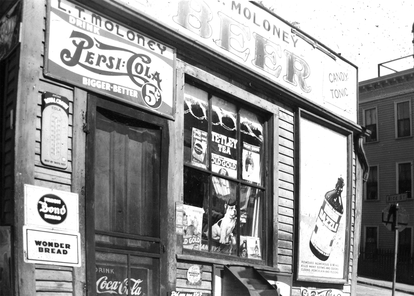 232 Cypress St., Lawrence Moloney Package Store, 1941