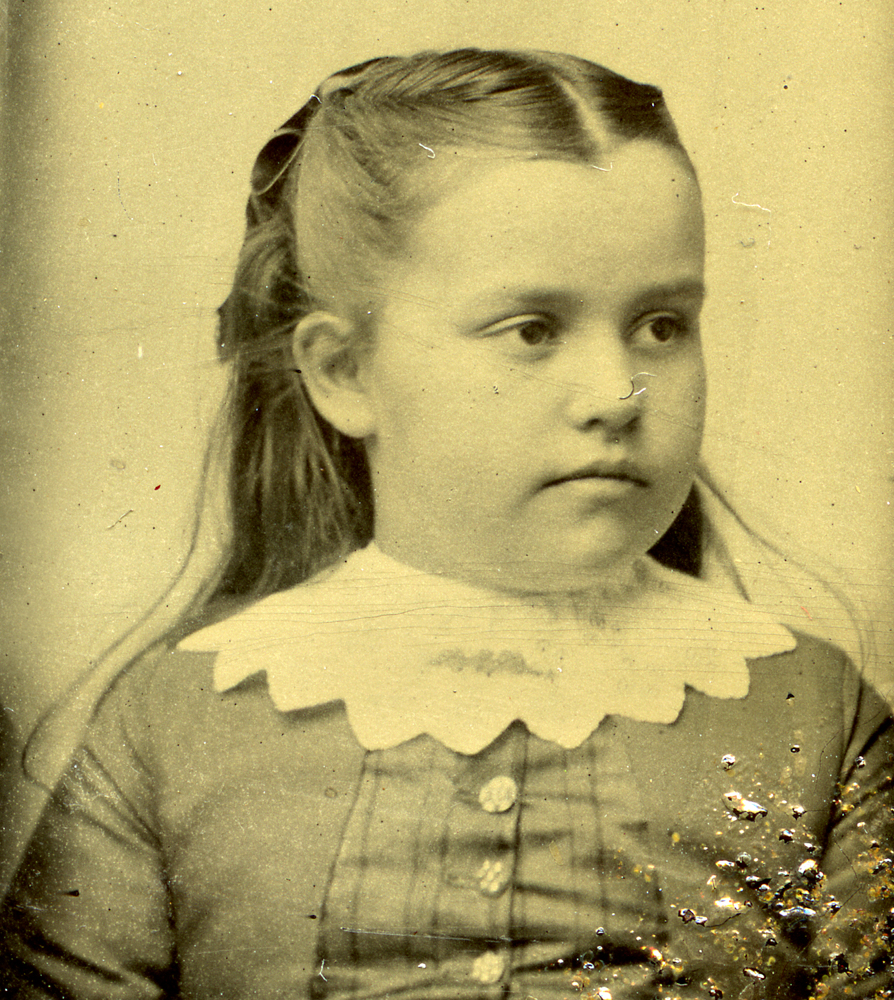 Elizabeth (Bessie) Lowell Everett, 1882  [identity speculative]