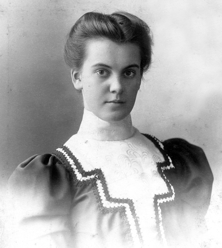Martha Frothingham Ritchie, Brookline High School Class of 1898